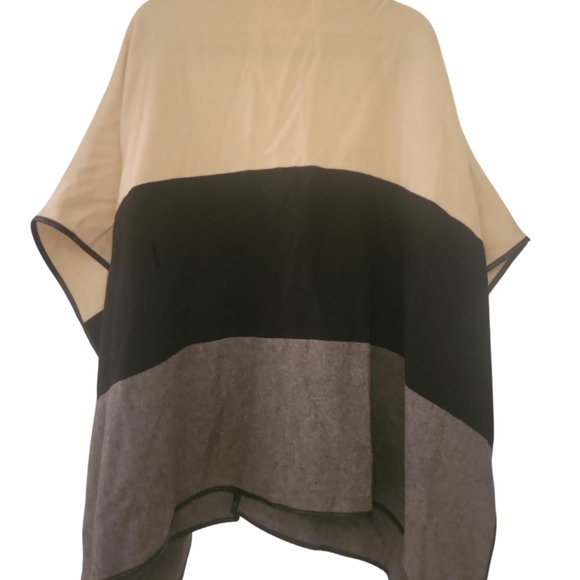Ann Taylor Colorblock Poncho - Picture 2 of 6
